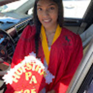 Meet your Posher, Emily